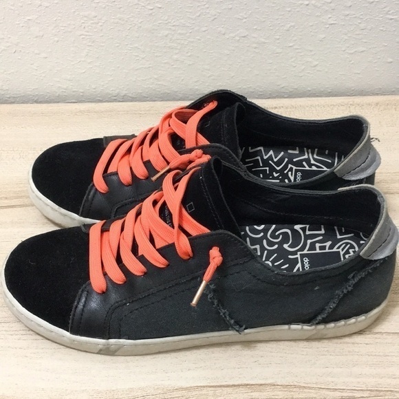 dolce vita sneakers - Picture 2 of 9